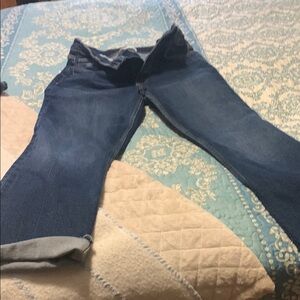 Blue Denim Jeans. Zara.  Capri cuffed